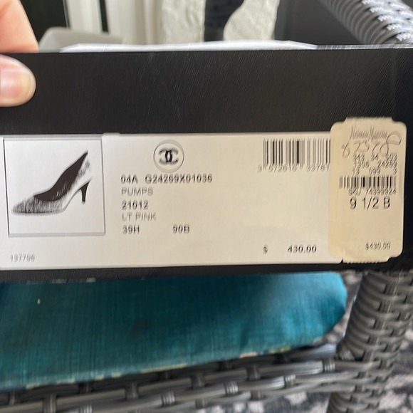 COPY - Chanel light pink pumps - Picture 6 of 6